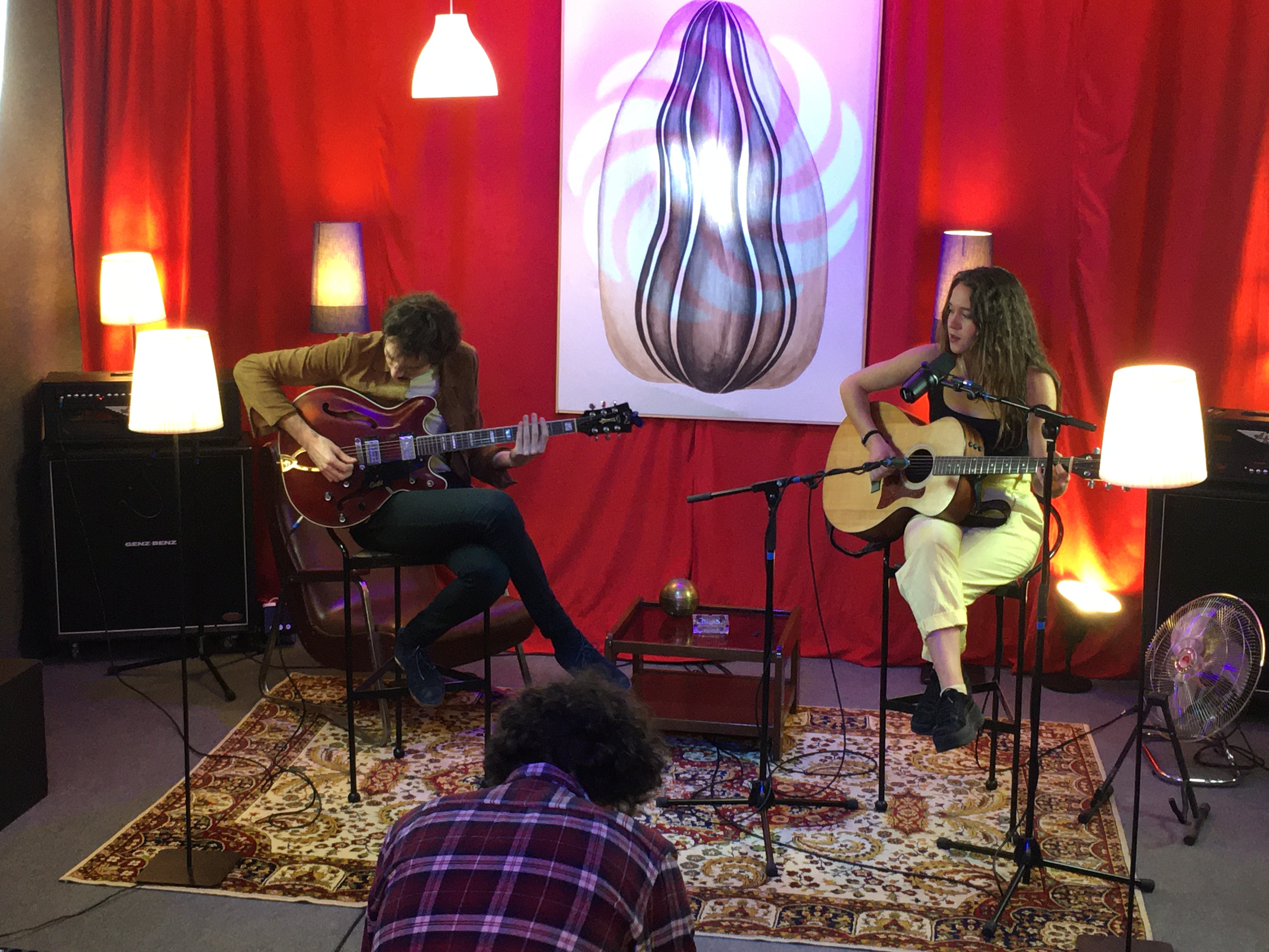 Artista 3 en Ton y Son